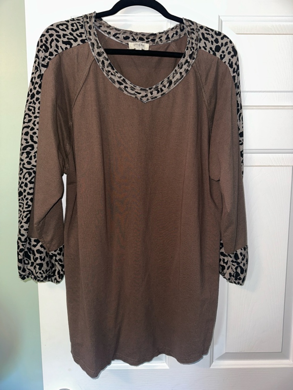 🌷🌷🌷3/$15 Spring Sale.Umgee Brown Mini Dress with Leopard Trim